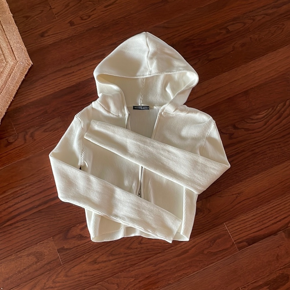 Brandy Melville Arden white hoodie